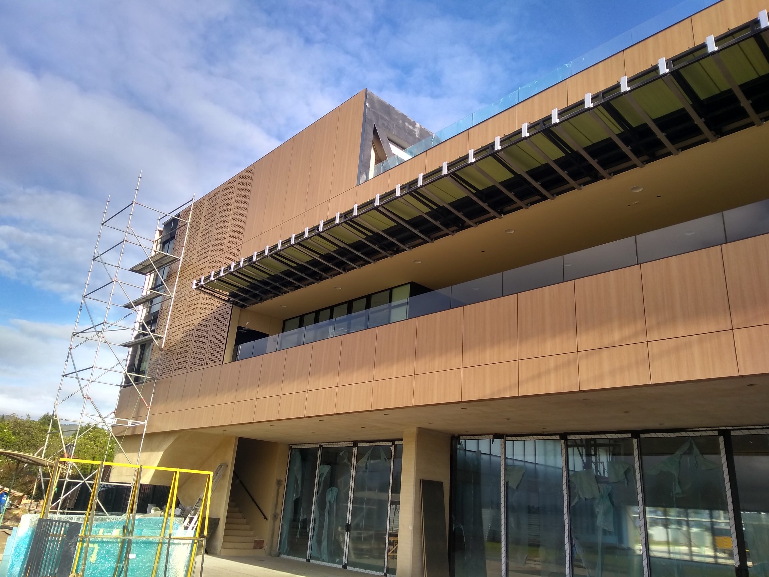 FACHADAS Y REVESTIMIENTOS