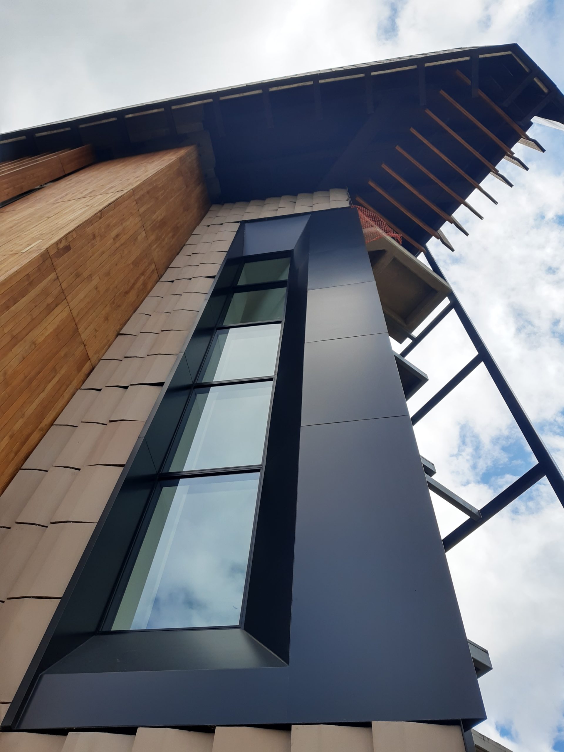 FACHADAS Y REVESTIMIENTOS